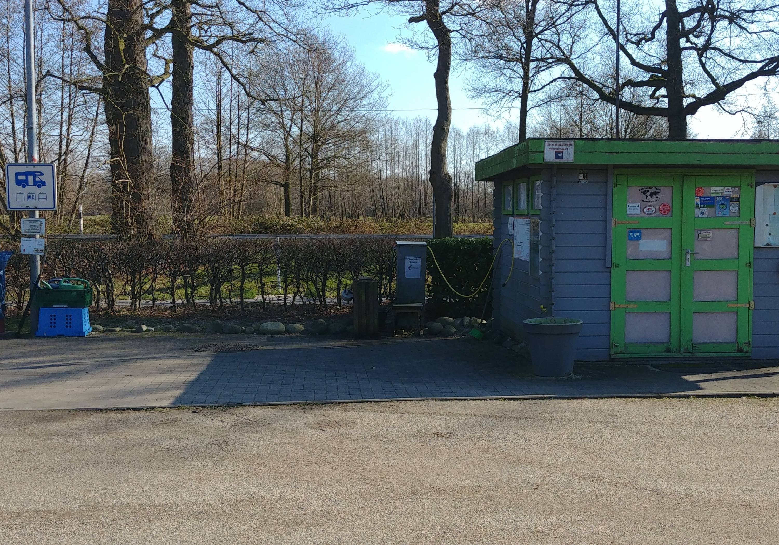 Womopark Moyland — Sítio para autocaravanas in Bedburg-Hau