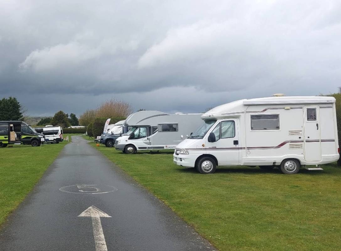 Southland Caravan and Motorhome Club Campsite — Camping in Sandown