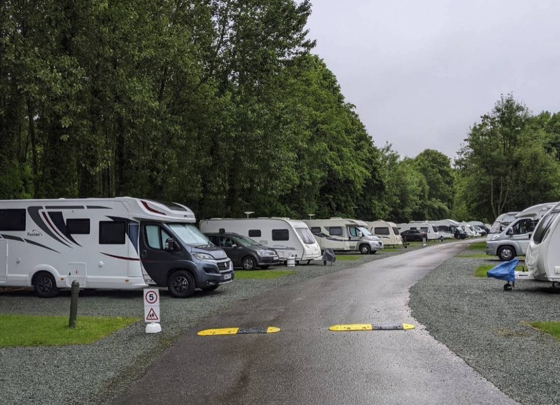 Longleat Caravan and Motorhome Club Campsite — Sítio de acampamento in Wiltshire