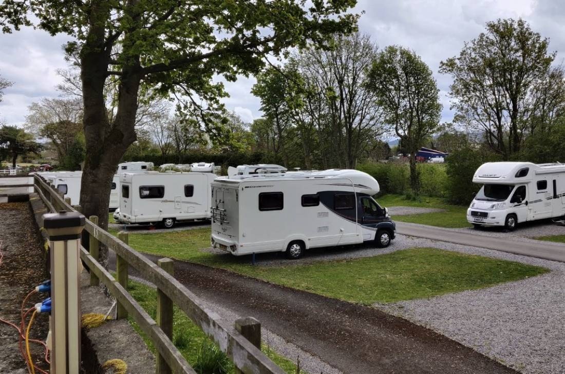 Lower Wensleydale Caravan and Motorhome Club Campsite — Kamp yeri in Leyburn