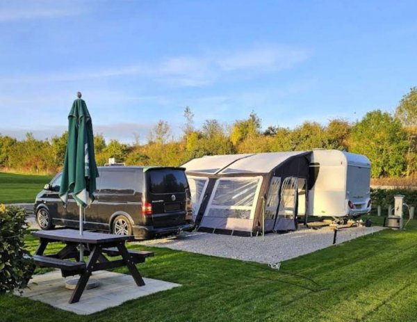Scarborough West Ayton Caravan and Motorhome Club Campsite — Photo 2