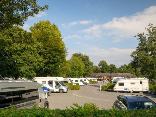 York Rowntree Park Caravan Club Site — Foto 3