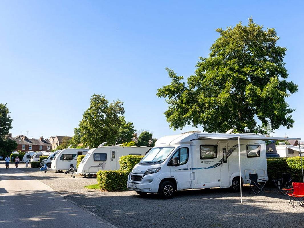 York Rowntree Park Caravan Club Site — Campingplads in York