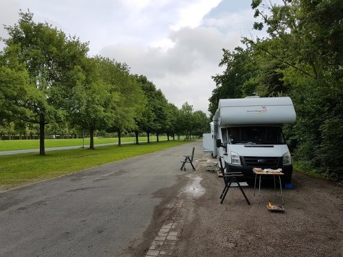 Übernachtungsparkplatz Herrenhäuser Gärten Hannover — Overnight-parking in Hannover