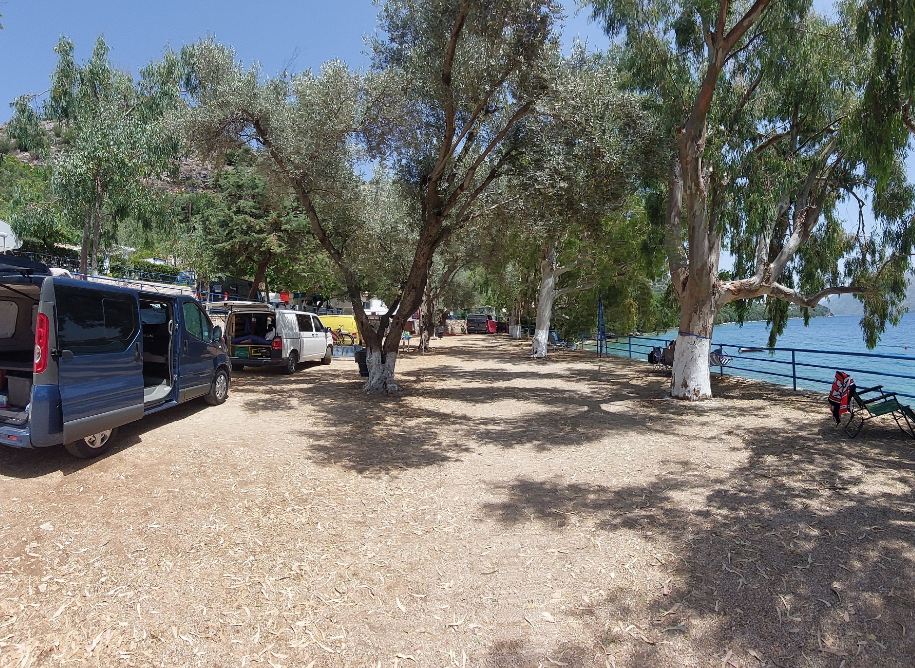 Camping Kalami Beach — Camping in Palataria