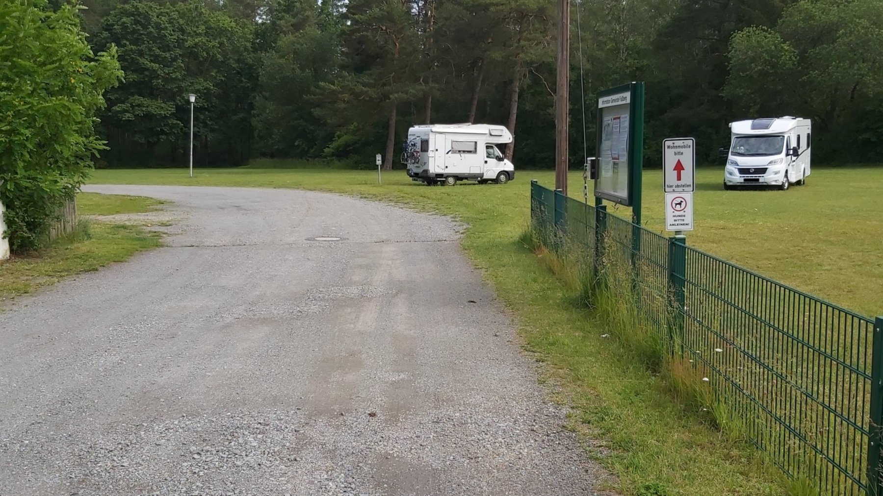 Stellplatz am Schützenplatz — Karavan Sitesi in Faßberg