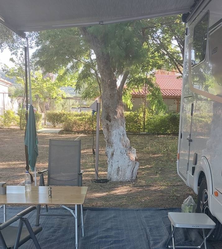 Camping Loutsa — Kemping in Finikoundas