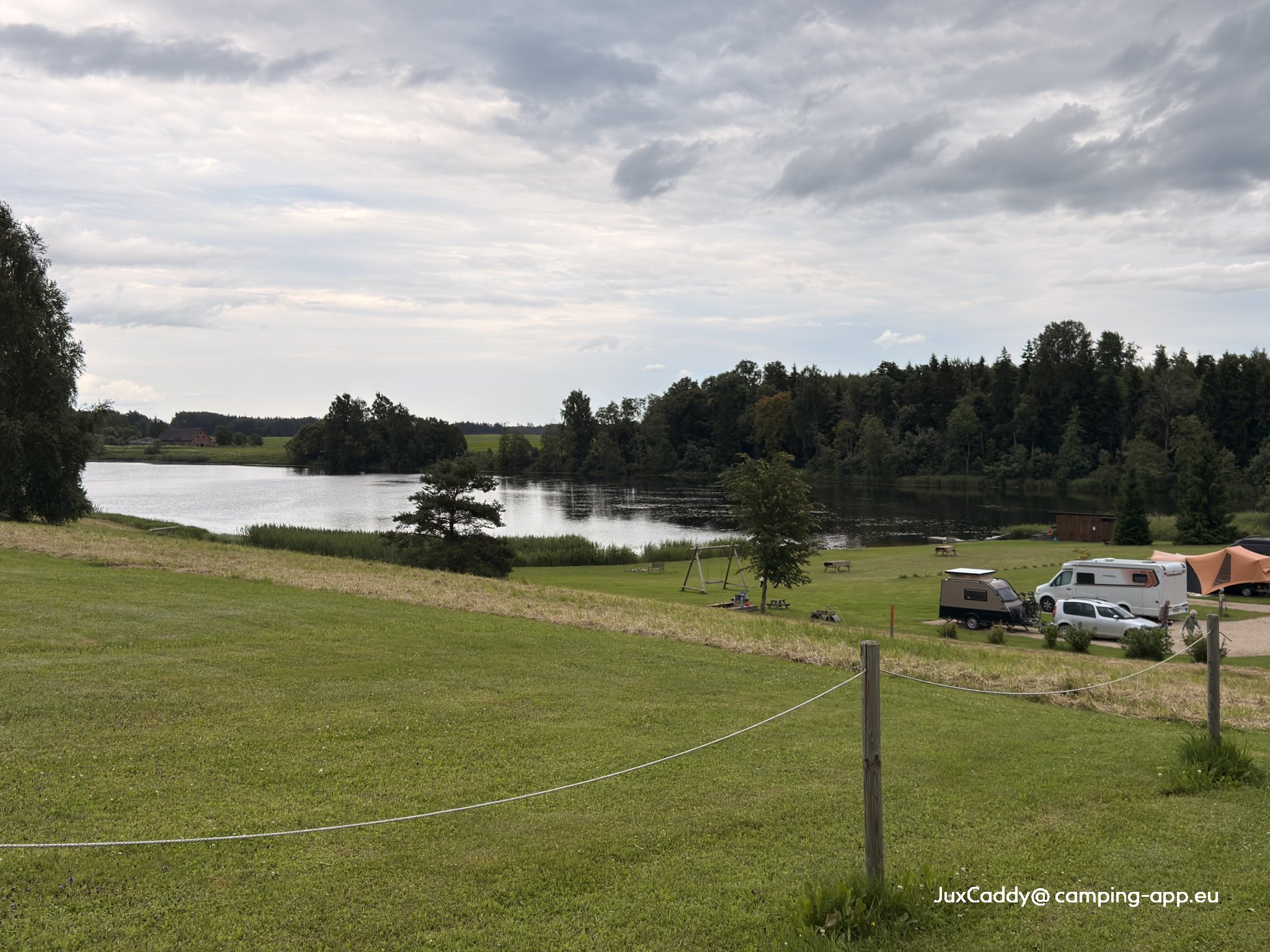 Lakeside — Foto 2