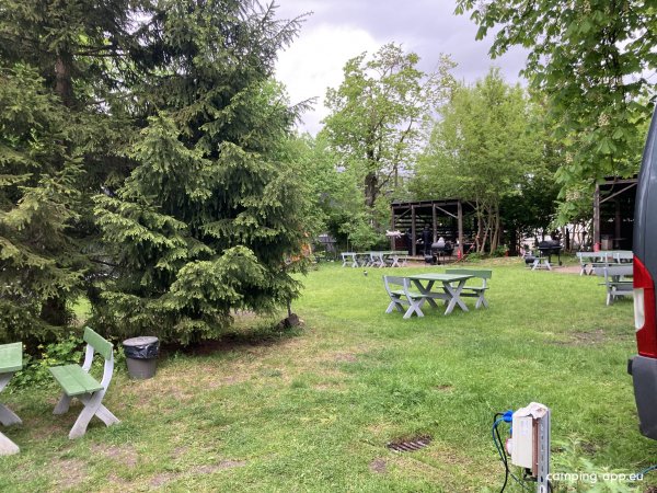 Downtown Forest Hostel & Camping — Foto 4