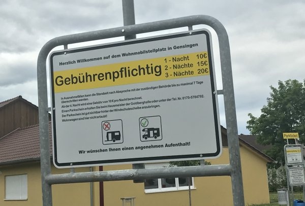 Stellplatz Goldberghalle — Camperplaats in Gensingen