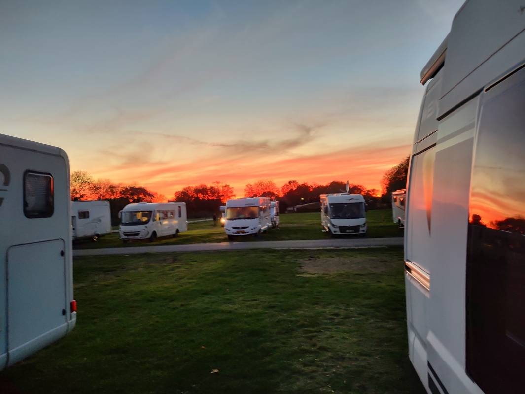 Stellplatz am Friedensplatz Goch — Camperplaats in Goch