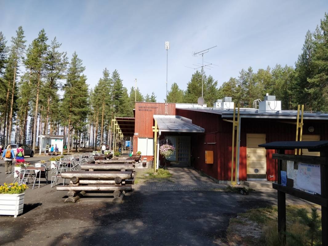 Manamansalon leirintäalue — Kamp yeri in Manamansalo