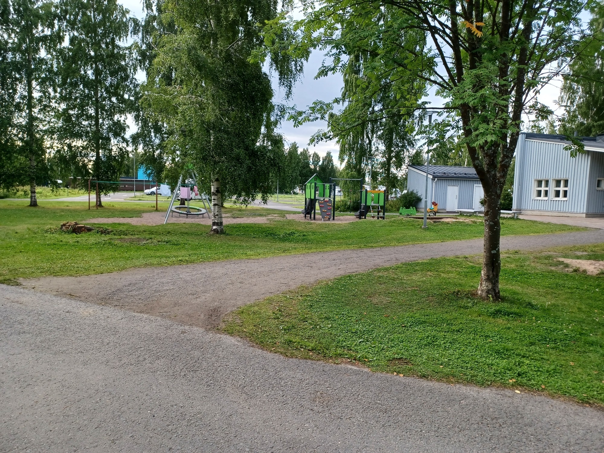 Nallikari Lomakylä-Camping — Kemp in Oulu