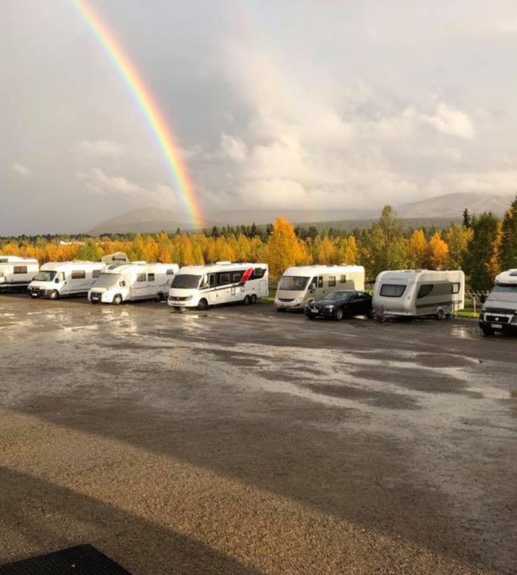 Yllaksen Ykkos Caravan — Sítio de acampamento in Äkäslompolo