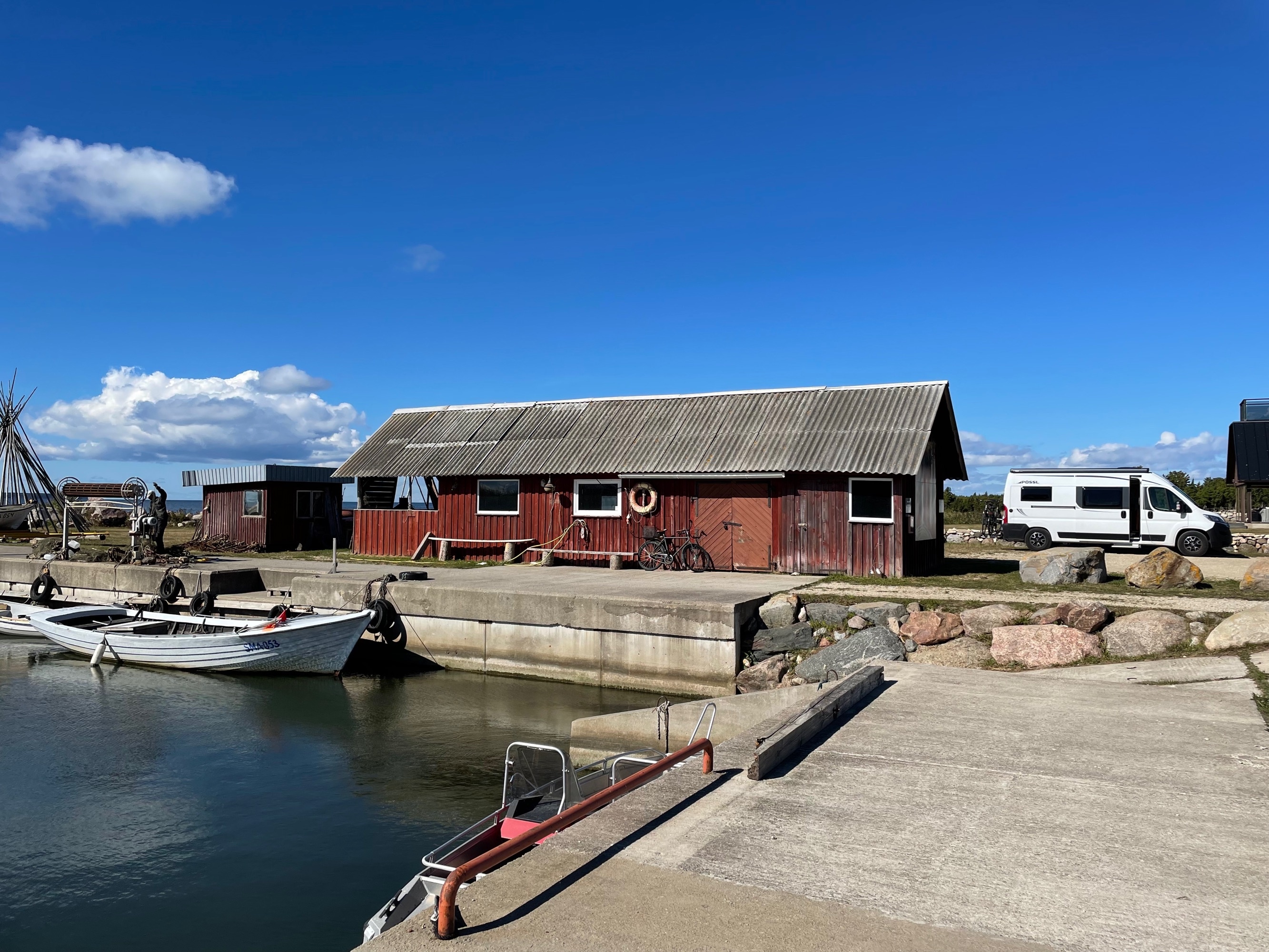 Koguva Marina — Aire camping car in Saare maakond
