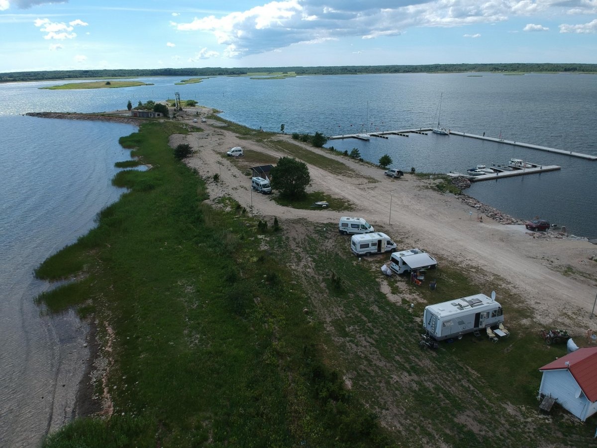 Köiguste Marina/Sadam — Karavan Sitesi in Saare maakond