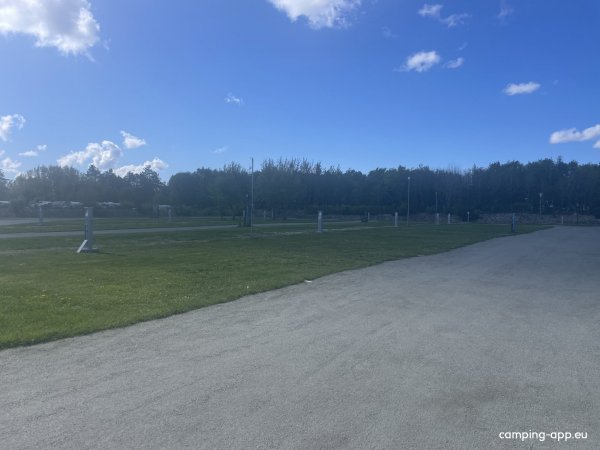 Stellplatz Ademi — Foto 2