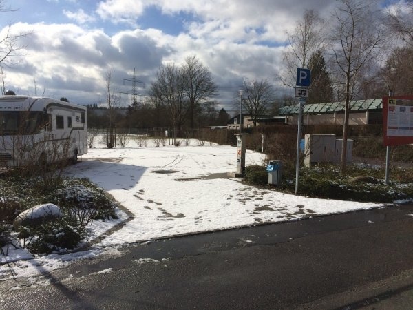 Stellplatz Mineralbad Bönningheim — Aire camping car in Bönnigheim