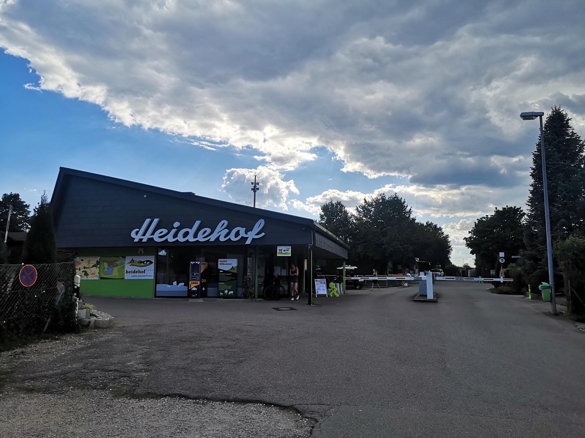 Camping Heidehof — Camping in Laichingen