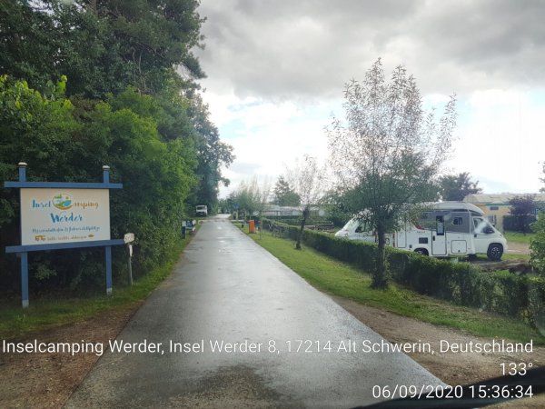 Wohnmobilhafen Inselcamping Werder — Photo 3
