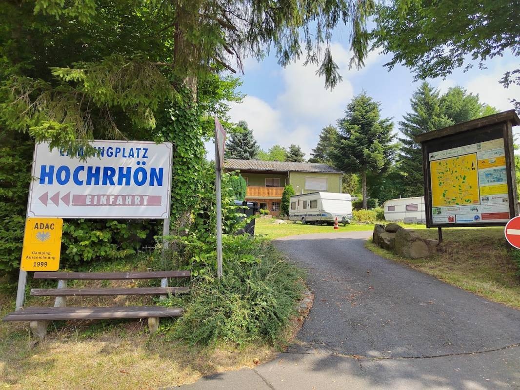 Camping- u. Wohnmobilplatz Hochrhön — Camping in Gersfeld (Rhön)
