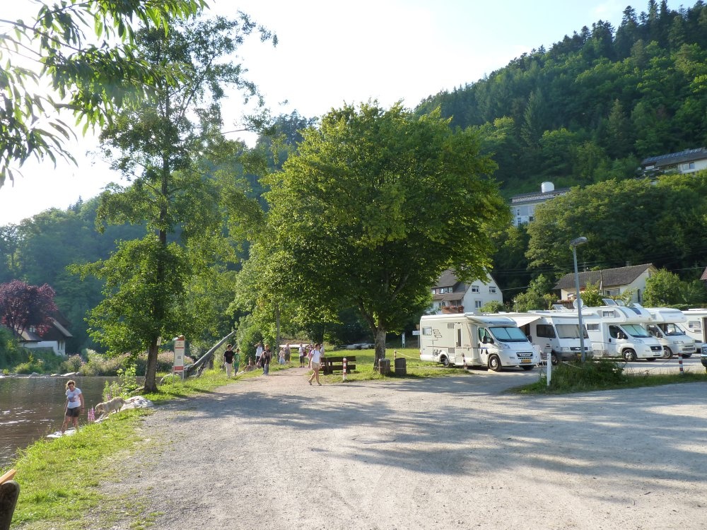 Übernachtungsparkplatz Schiltach — Area di sosta in Schiltach-Vor Bornbach