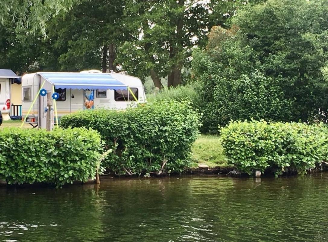 Blütencamping Riegelspitze — Kamp yeri in Werder (Havel)