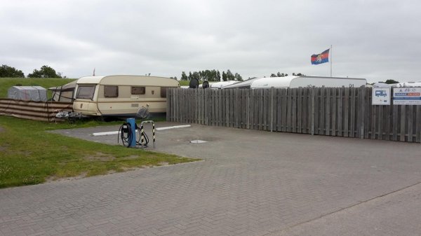 Strand- und Familiencampingplatz Bensersiel — Photo 4