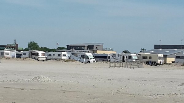 Strand- und Familiencampingplatz Bensersiel — Photo 3