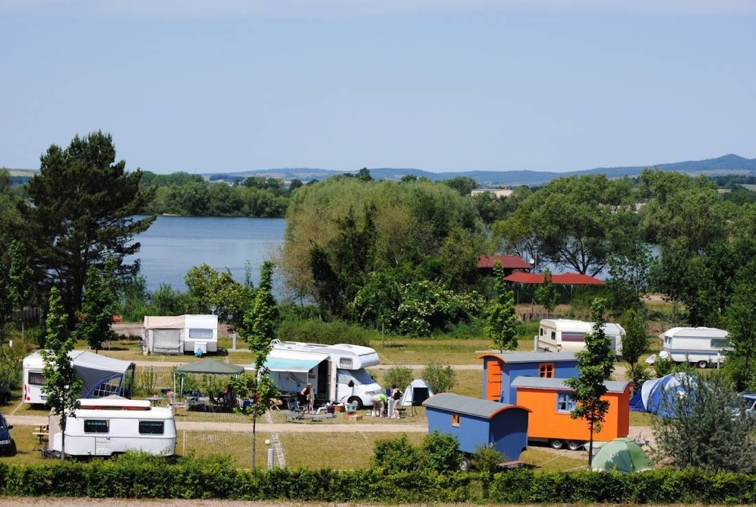 Campingplatz Strandbad Breitungen — Sítio de acampamento in Breitungen/Werra