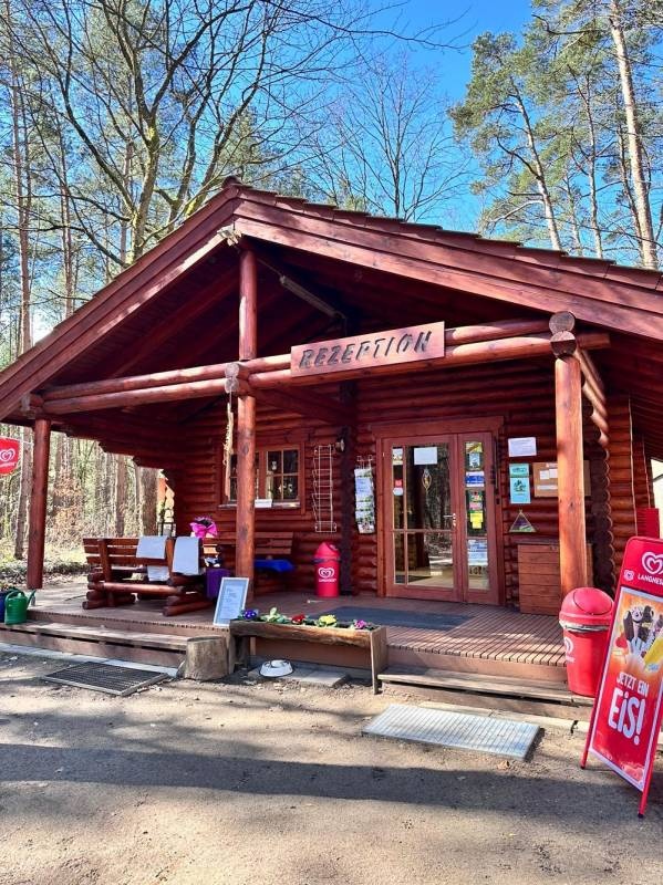 Naturcamping am Großen Pälitzsee — Kemp in Wesenberg
