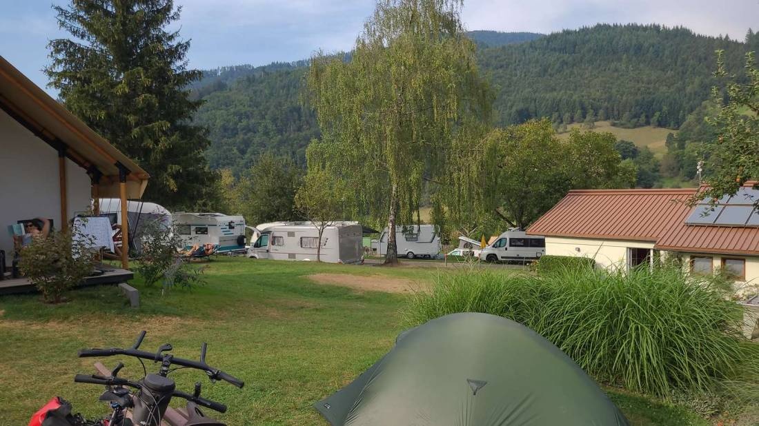 Campingplatz Schwarzwaldhorn — Kemping in Simonswald