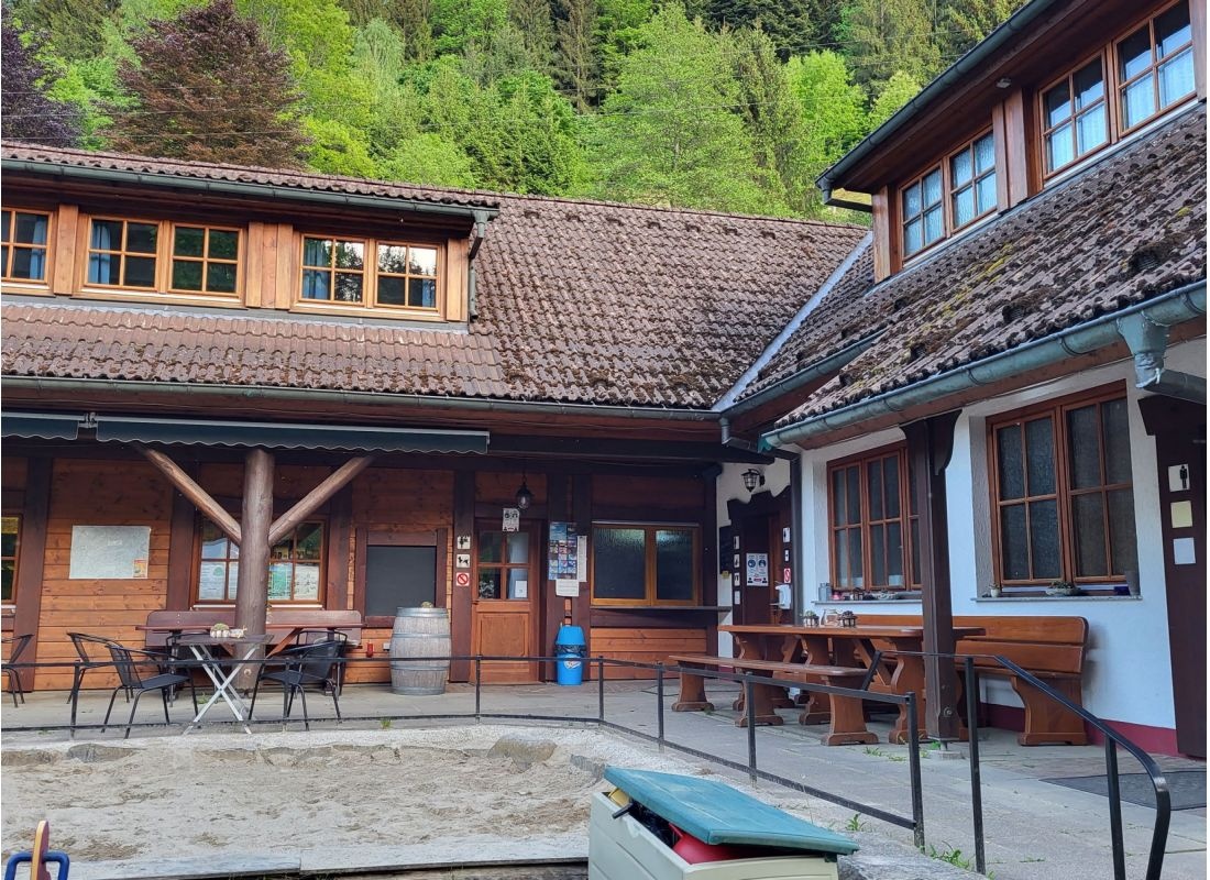 Schwarzwaldcamping Alisehof — Kemp in Bad Rippoldsau-Schapbach