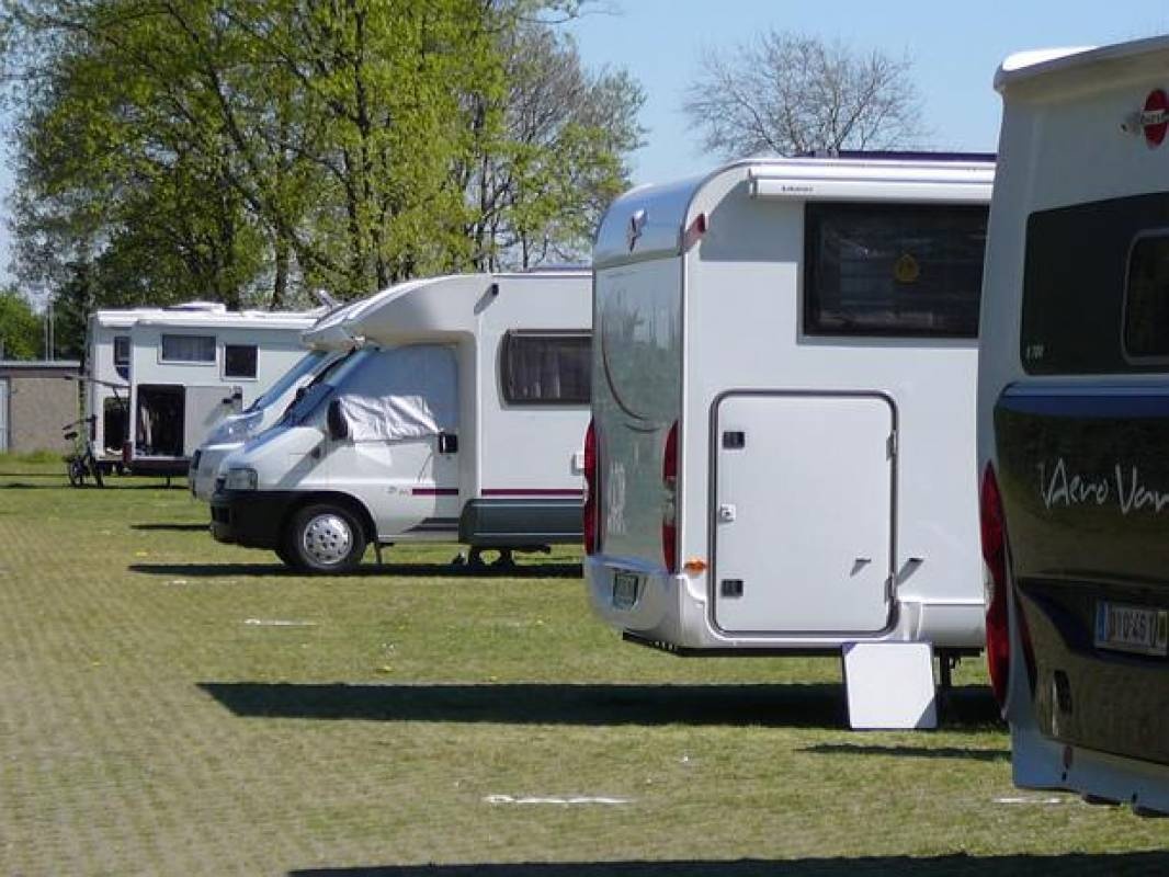 Camping & Freizeitplatz Brachter Wald — Kamp yeri in Brüggen