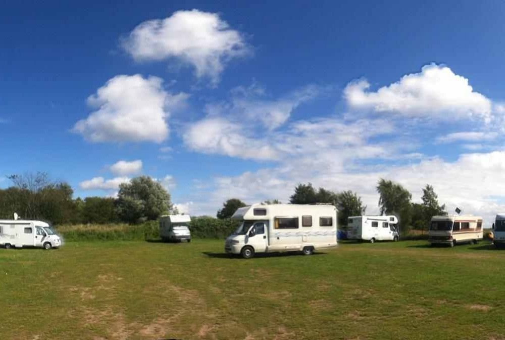 Wohnmobil Stellplatz Zingst — 露营车营地 in Zingst