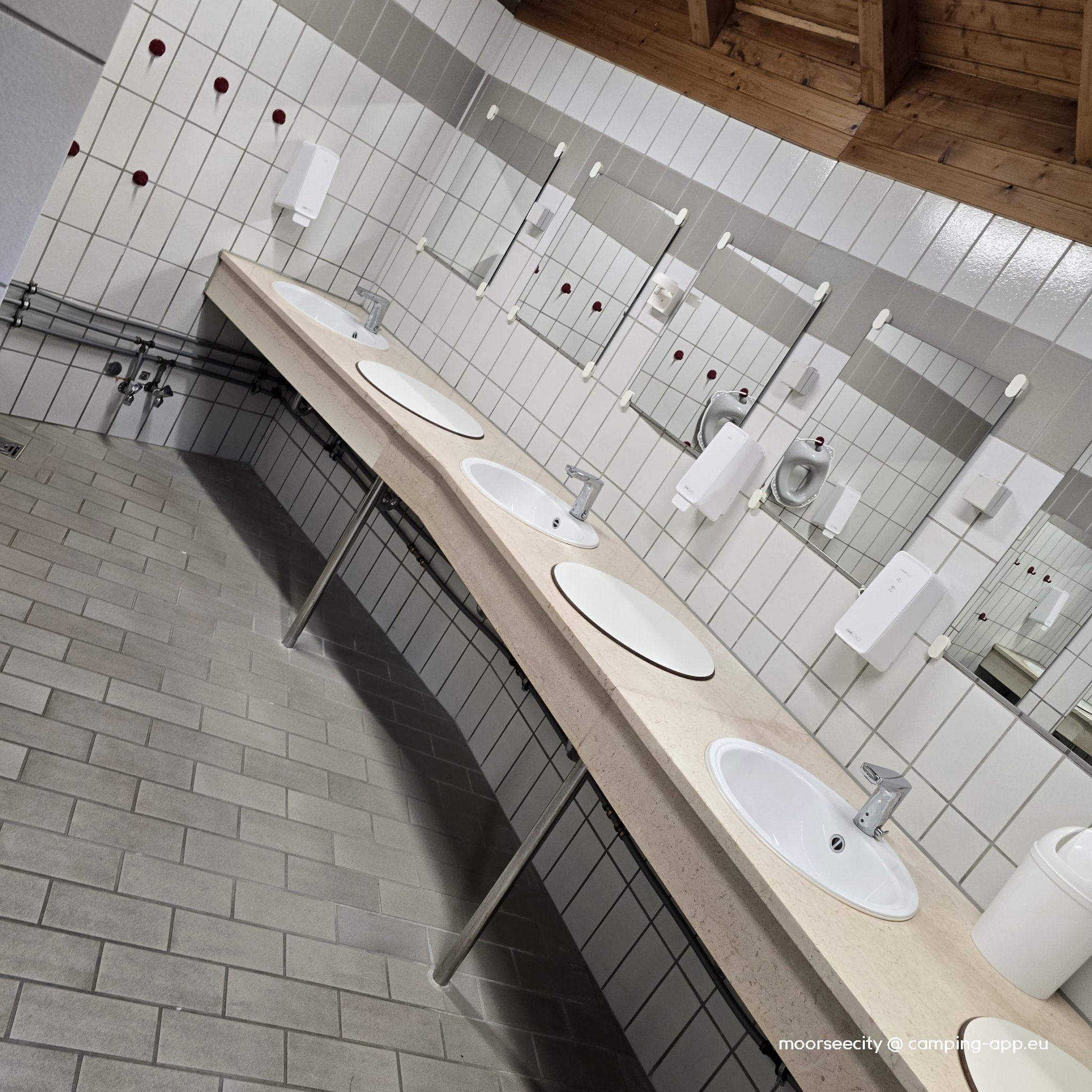 Regenbogen Burhave — Foto 4