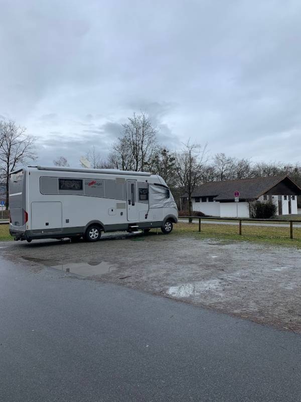 Stellplatz am Donaupark — Sítio para autocaravanas in Deggendorf