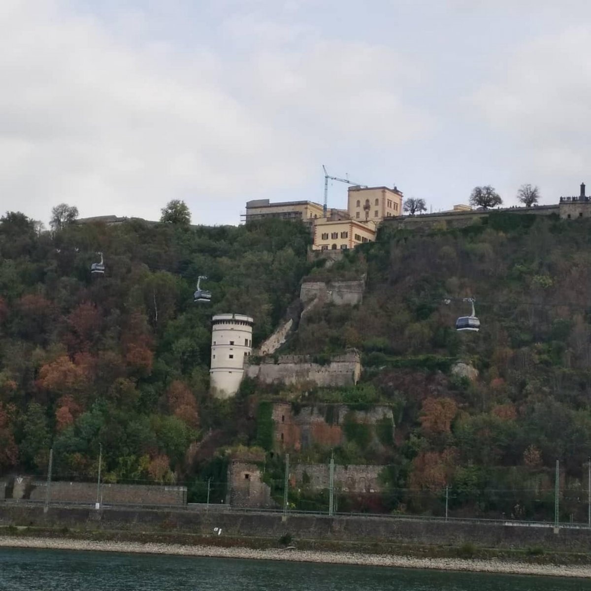 Stellplatz am KNAUS Campingpark Burgen/Mosel — QuickStop in Burgen/Mosel