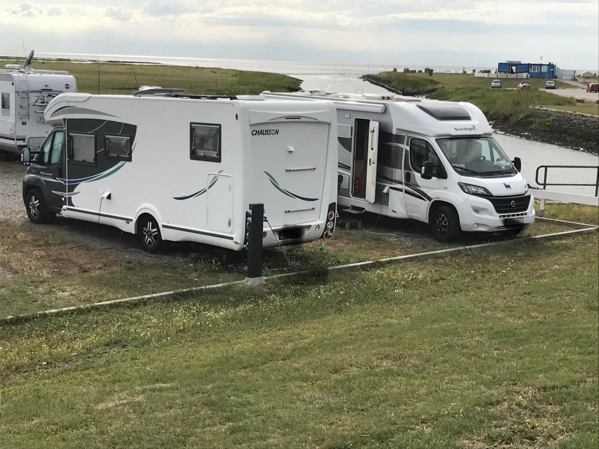Stellplatz am KNAUS Campingpark Spieka — Karavan Sitesi in Wurster Nordseeküste/Dorum-Neufeld