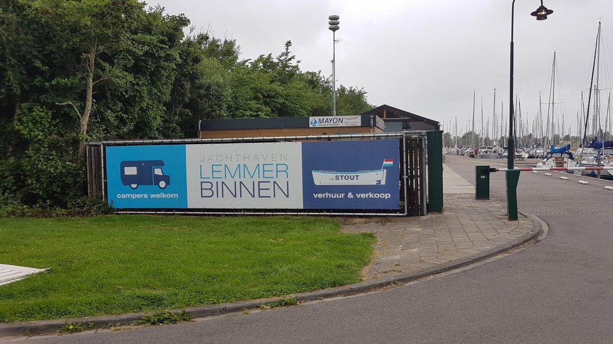 Yachthaven Lemmer Binnen — Stellplatz in Lemmer