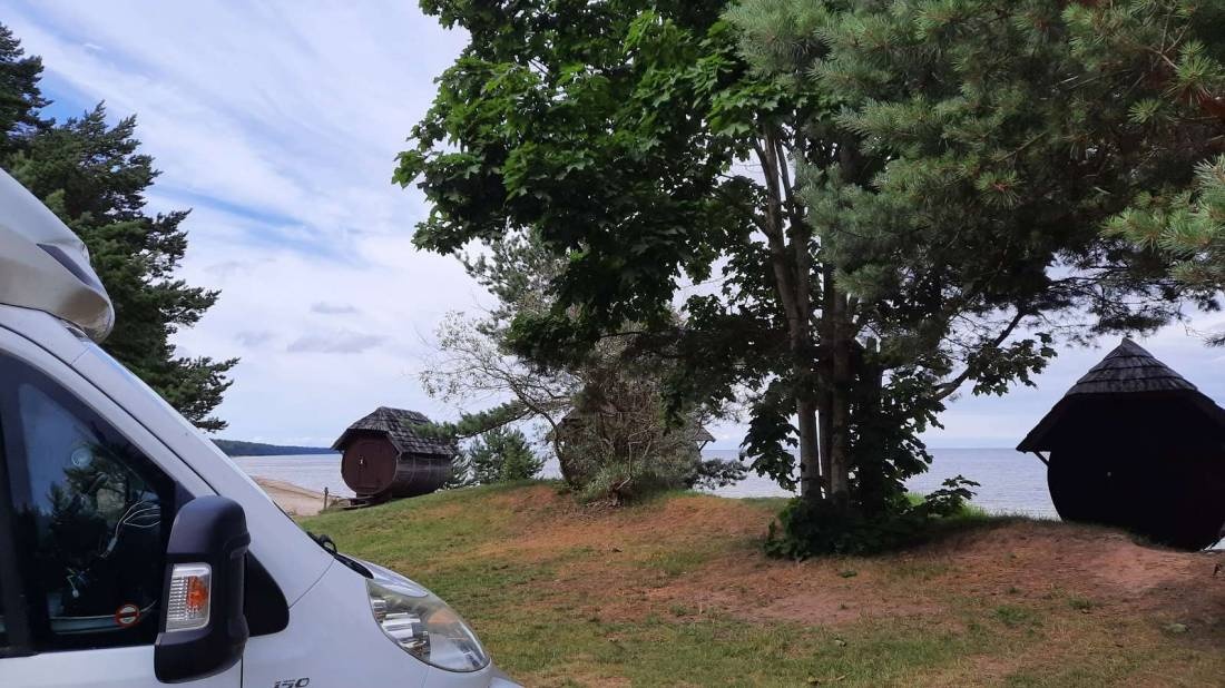 Kempings Melnsils — Camping in Melnsils, Rojas pagasts