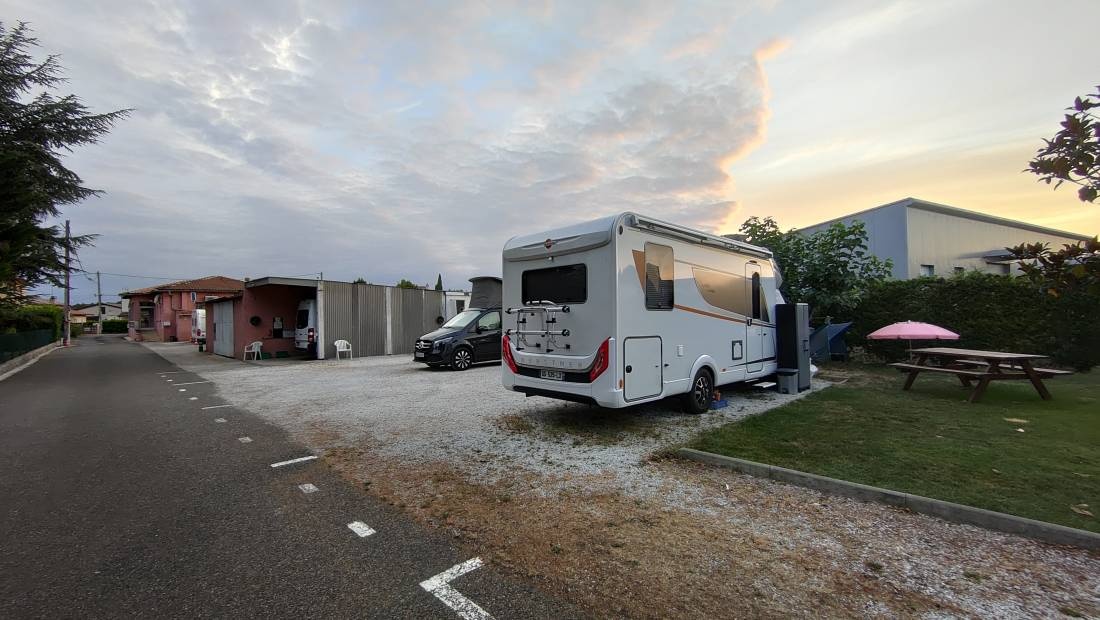 Stellplatz Villefranche-de-Lauragais — Area di sosta in Villefranche-de-Lauragais