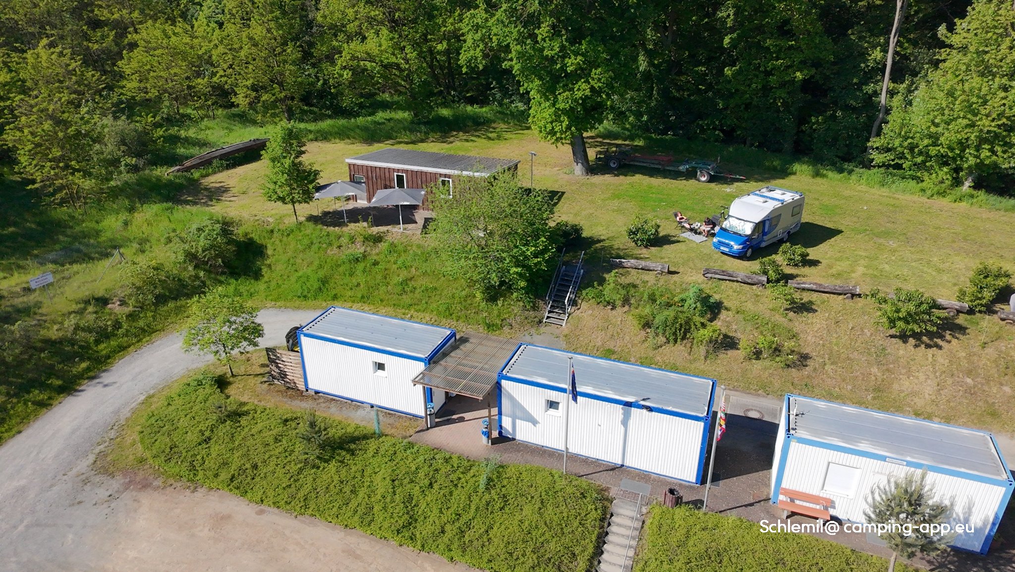 Stellplatz am Sportboothafen Calvörde — Sp. parking dla kamperów in Calvörde