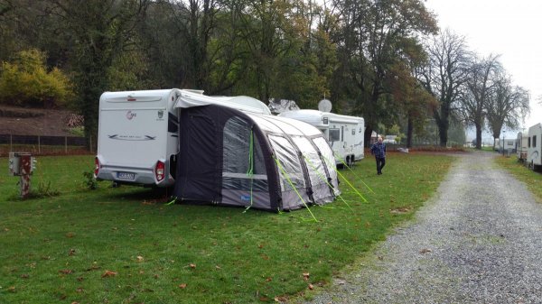 Camping Communal De Devant Bouvignes — Photo 3