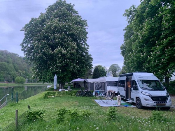 Camping Communal De Devant Bouvignes