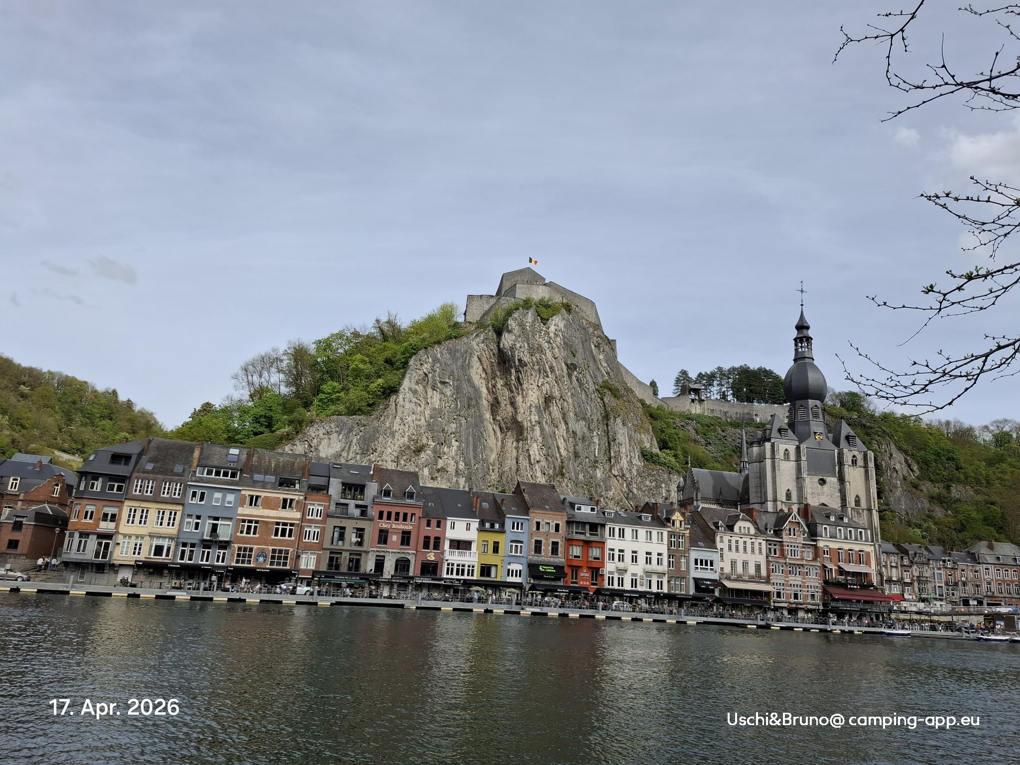 Camping Communal De Devant Bouvignes — Foto 2