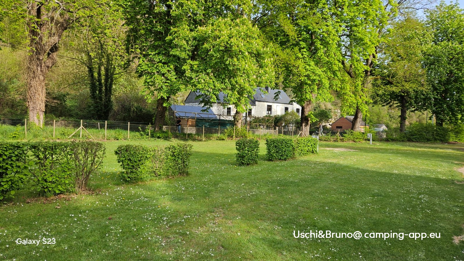 Camping Communal De Devant Bouvignes — Photo 6