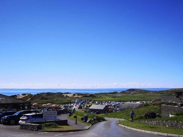 Hillend Camping Park — Photo 2