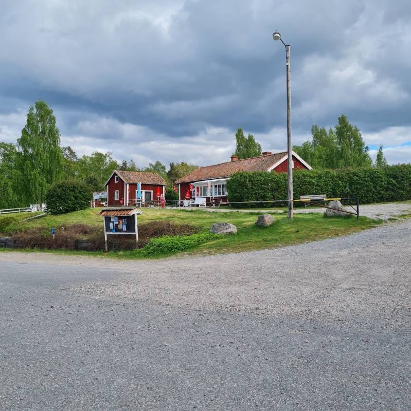 Hjälmaresunds Camping — Campingplass in Stora Sundby