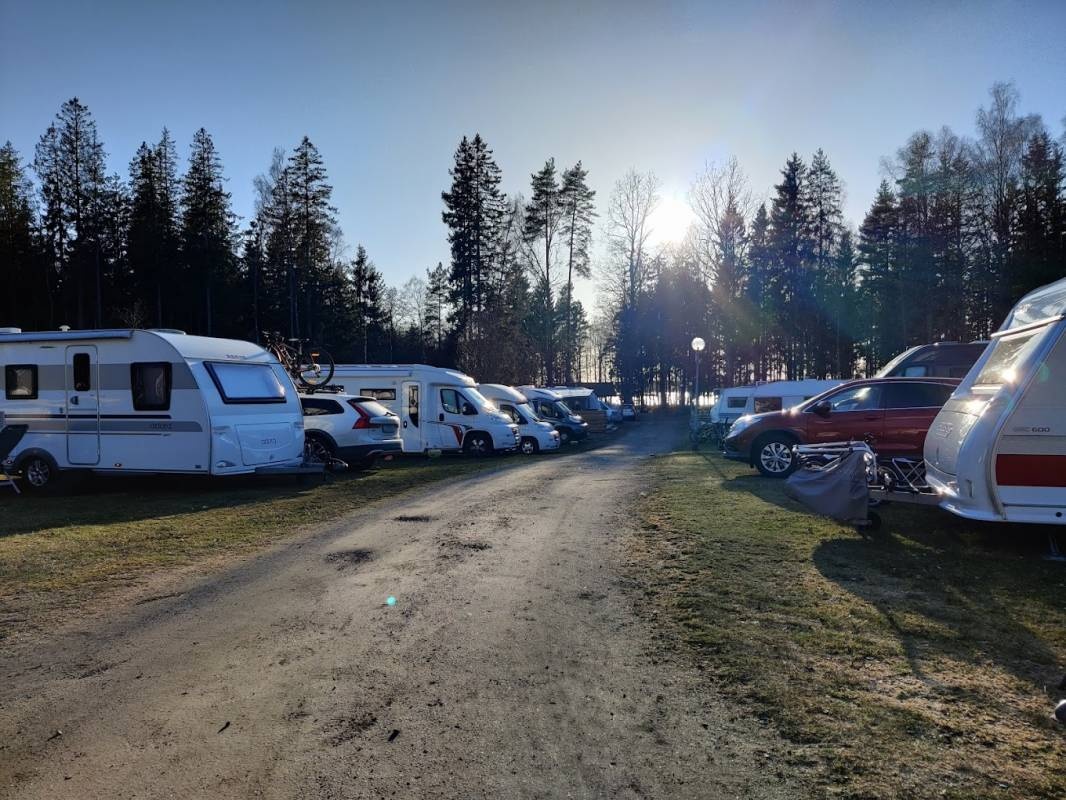 Jälluntofta Camping — Campingplass in Unnaryd